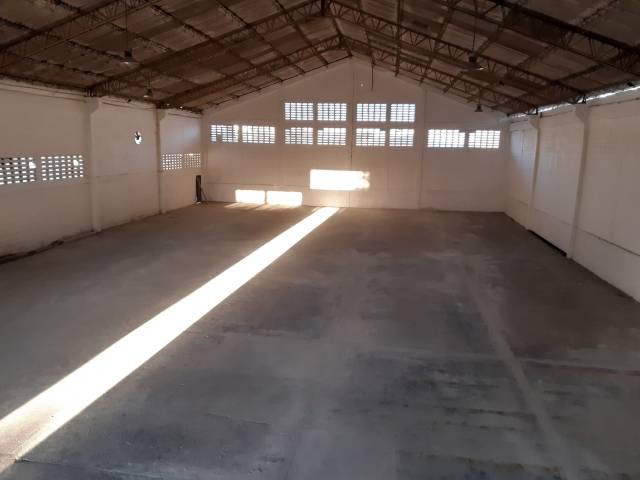 VENDO BODEGAS VECINA DEL AEROPUERTO 1.430 MTS2, SOLEDAD, ATL.