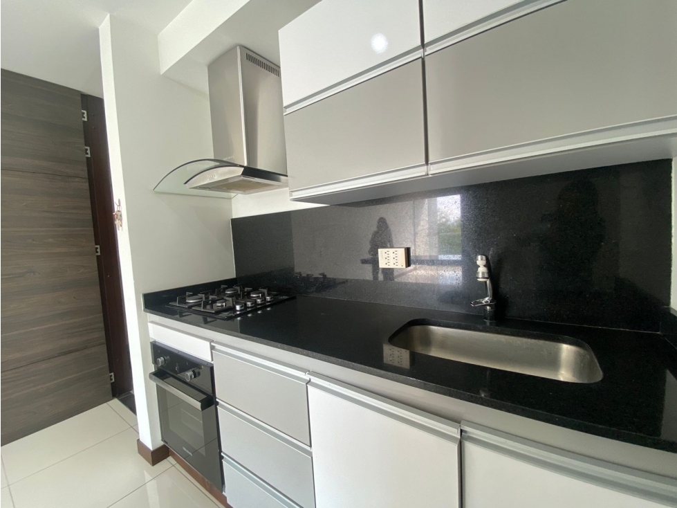 EN VENTA HERMOSO APARTAMENTO SECTOR GALICIA CERRITOS