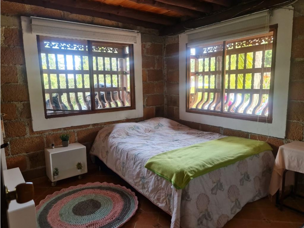 Casa Finca en Venta y/o Arriendo en Santa Elena (Piedra Gorda)