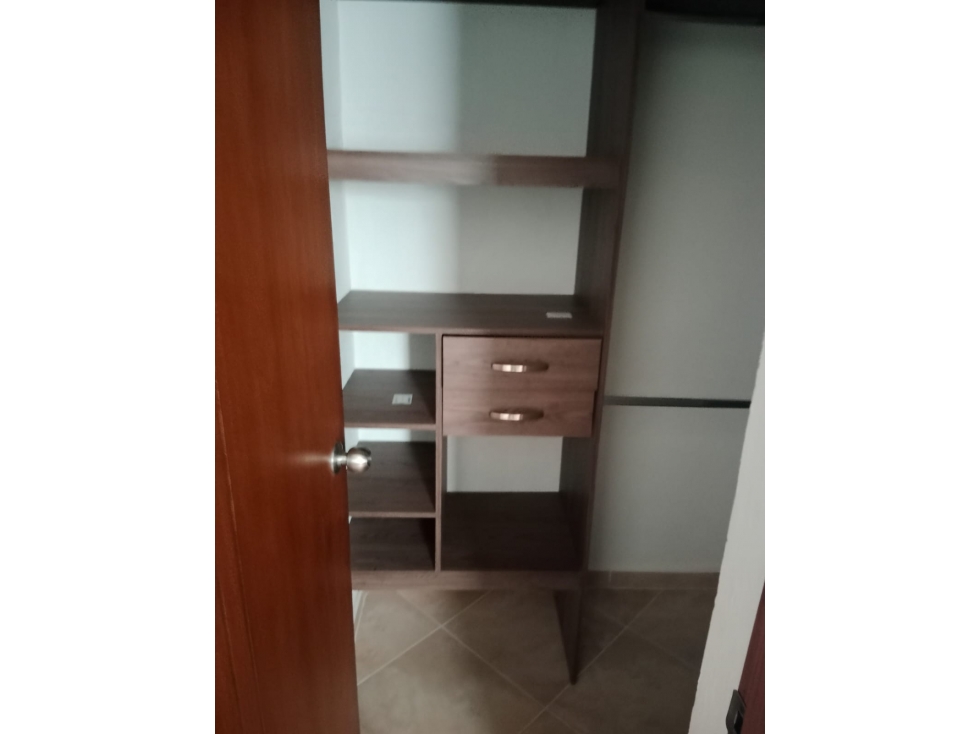 SE VENDE LINDO APARTAMENTO EN SAN RAFAEL- ENVIGADO