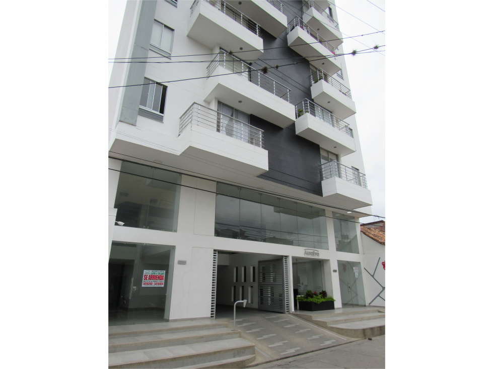 VENDO LOCAL COMERCIAL EDIFICIO AURA EVA