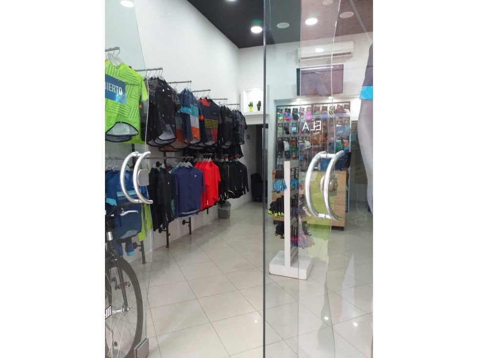 LOCAL EN VENTA, CENTRO COMERCIAL, VILLAVICENCIO