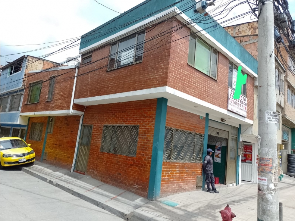 VENTA DE CASA ESQUINERA EN PATIO BONITO  BOGOTA