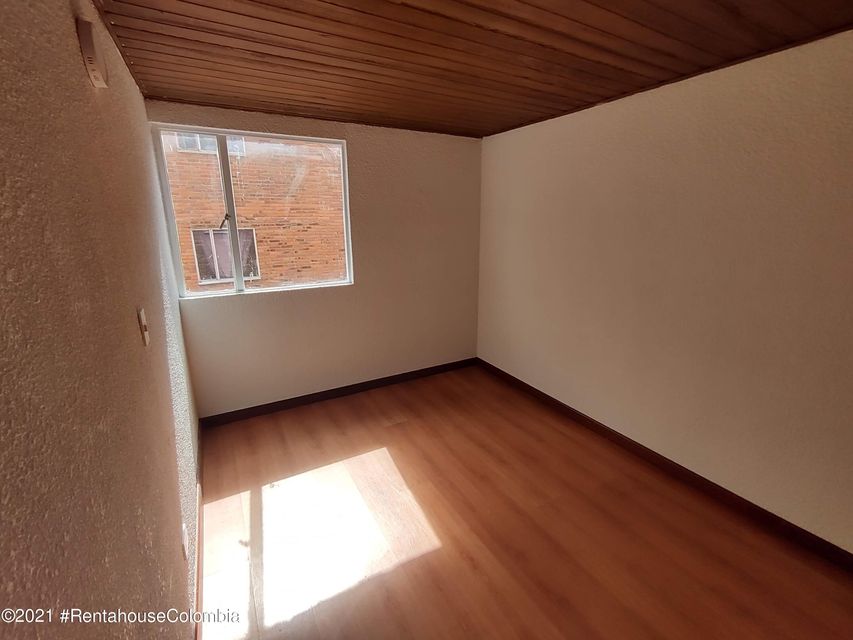 Apartamento en  Barrancas(Bogota) COD: 22-650