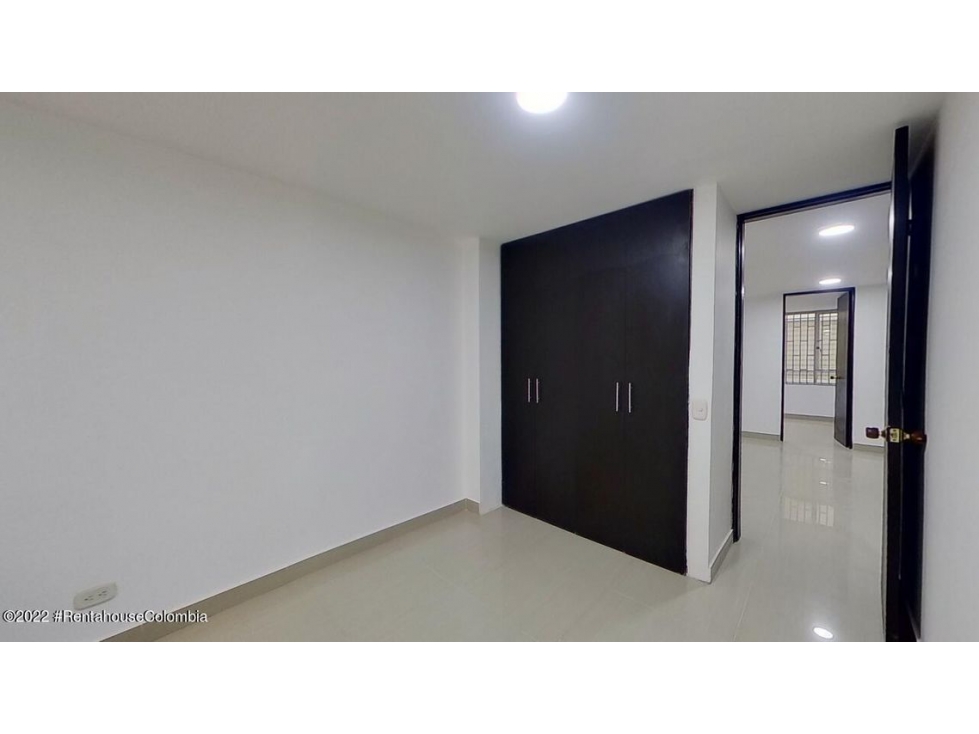 Apartamento en  Libertador(Bogota) RAH CO: 22-3047