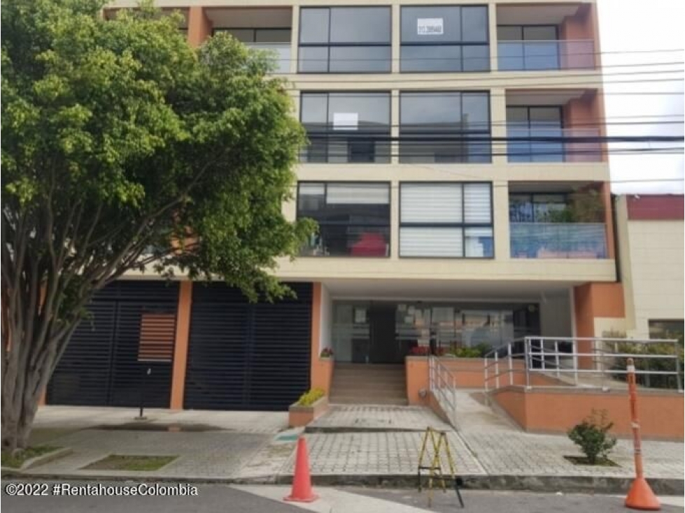 Apartamento en  La Castellana RAH CO: 22-1816