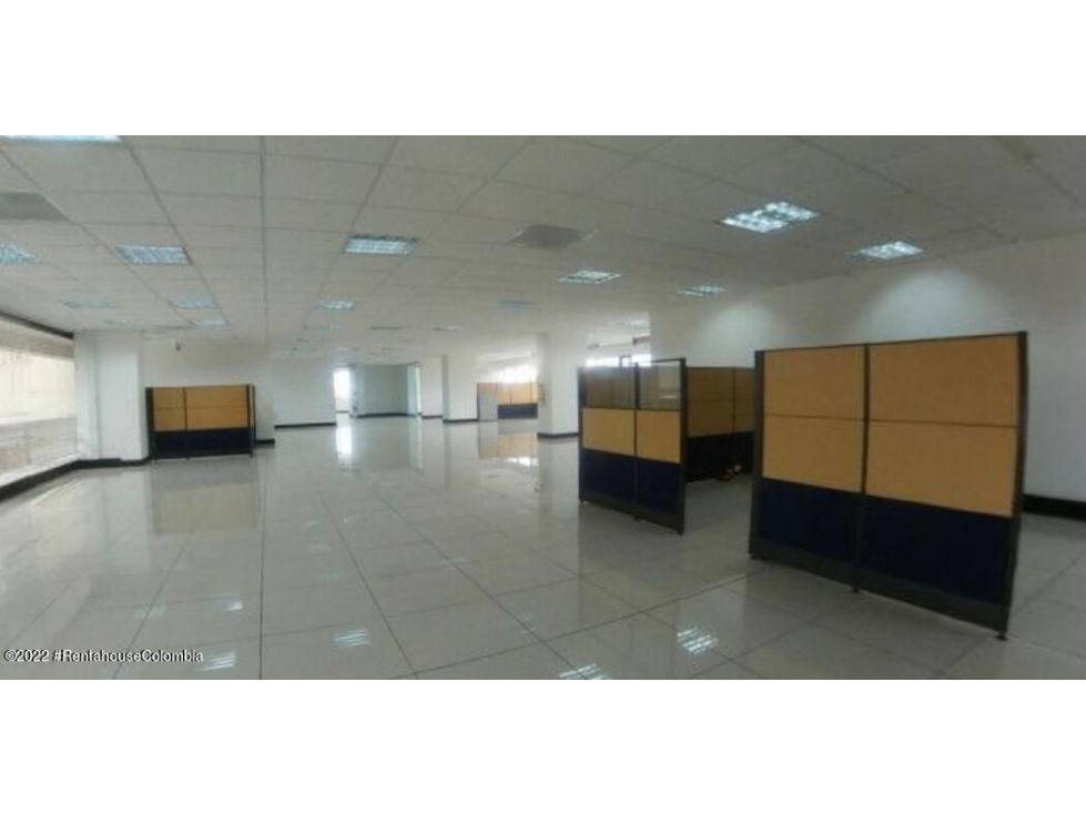 Comercial en  Cordialidad RAH CO: 22-2704