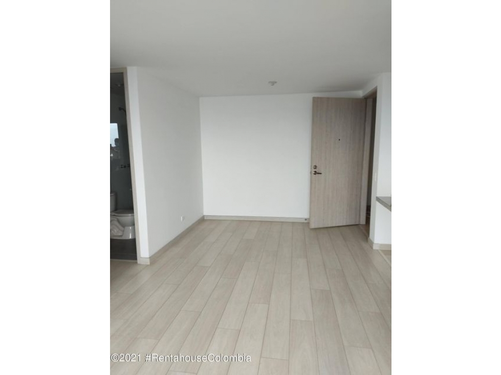 Apartamento en  El Chingui RAH CO: 23-654