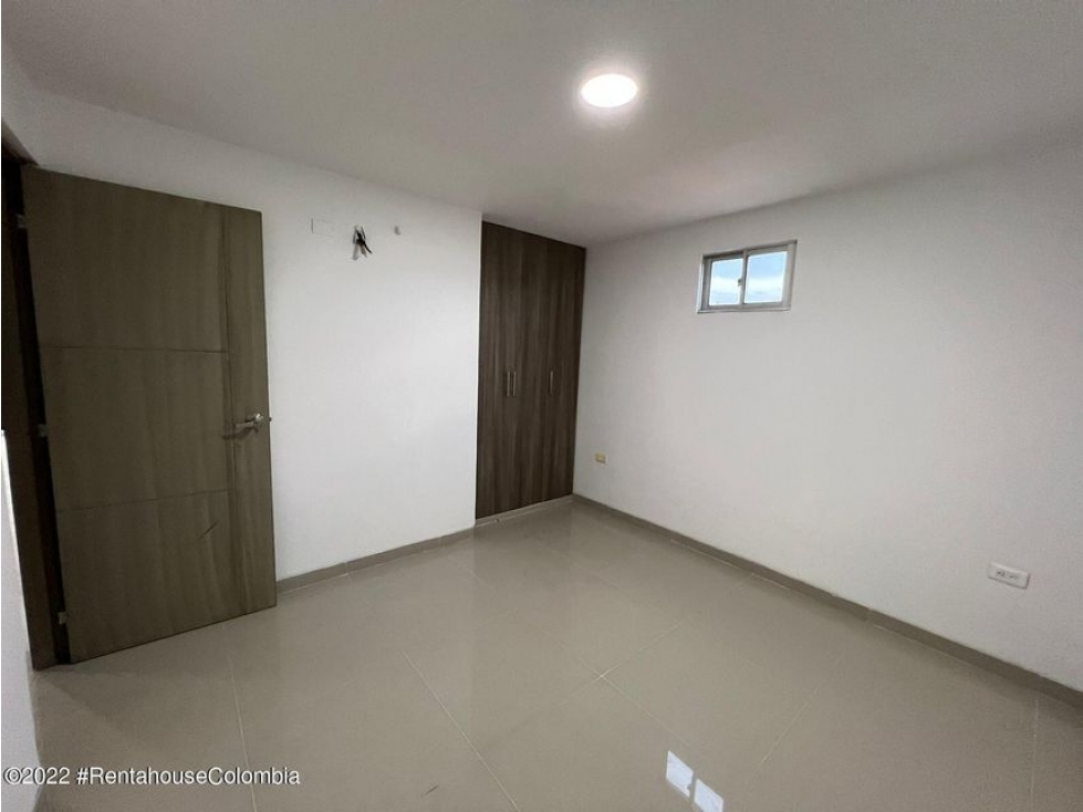 Apartamento en  Niza(Cucuta) RAH CO: 23-1054