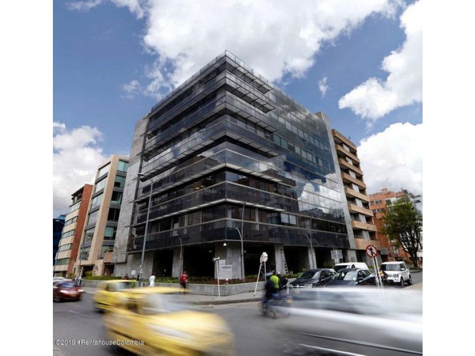 Apartamento en  Chico(Bogota) RAH CO: 23-32