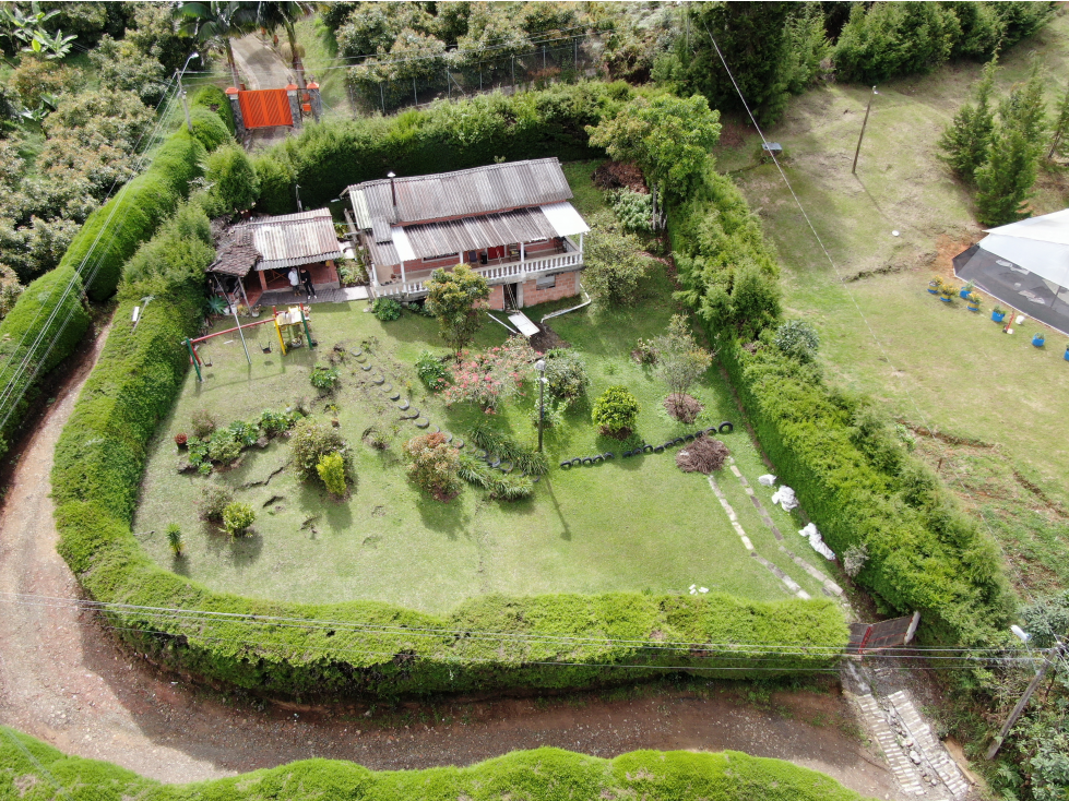 FINCA DE DESCANSO EN UNA DE LAS MEJORES VEREDAS EN GUARNE