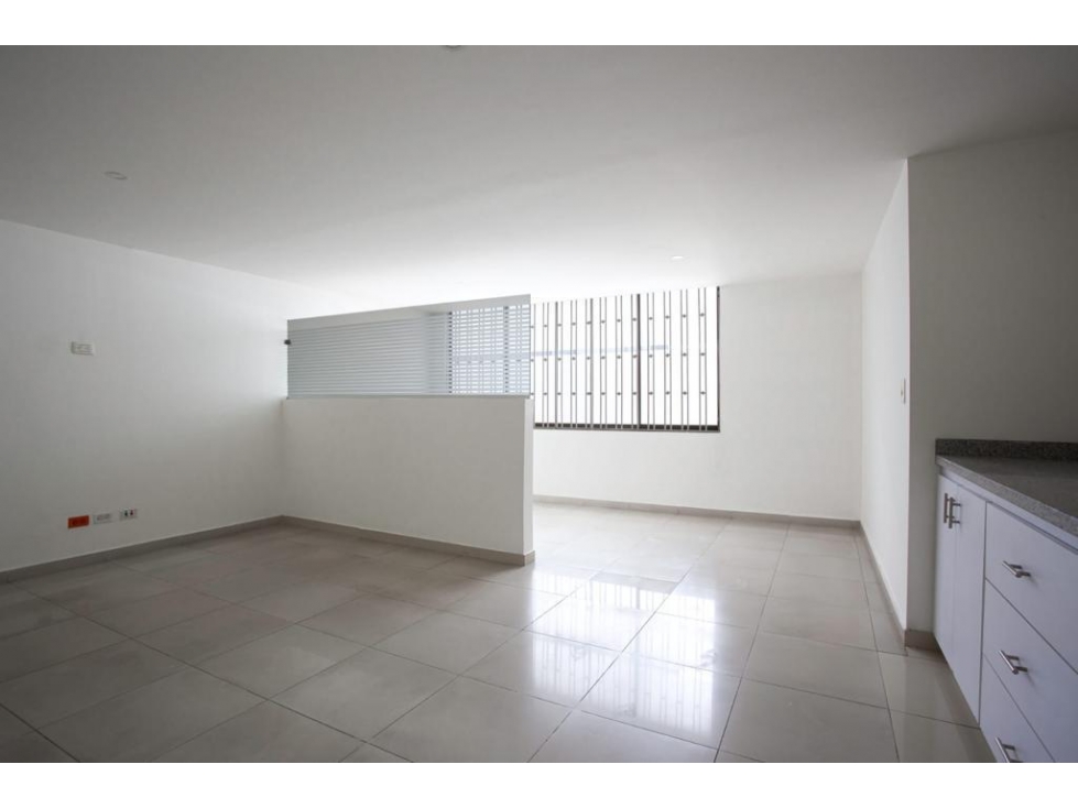 ARRIENDO CASA COMERCIAL O VIVIENDA ZONA NORTE