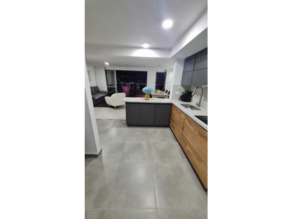 Vendo Apartamento loma de los Bernal