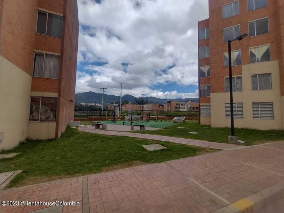 Apartamento en  Villa Maria RAH CO: 24-694