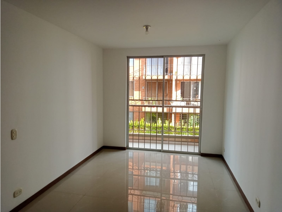 VENDO HERMOSO APARTAMENTO EN LA HACIENDA