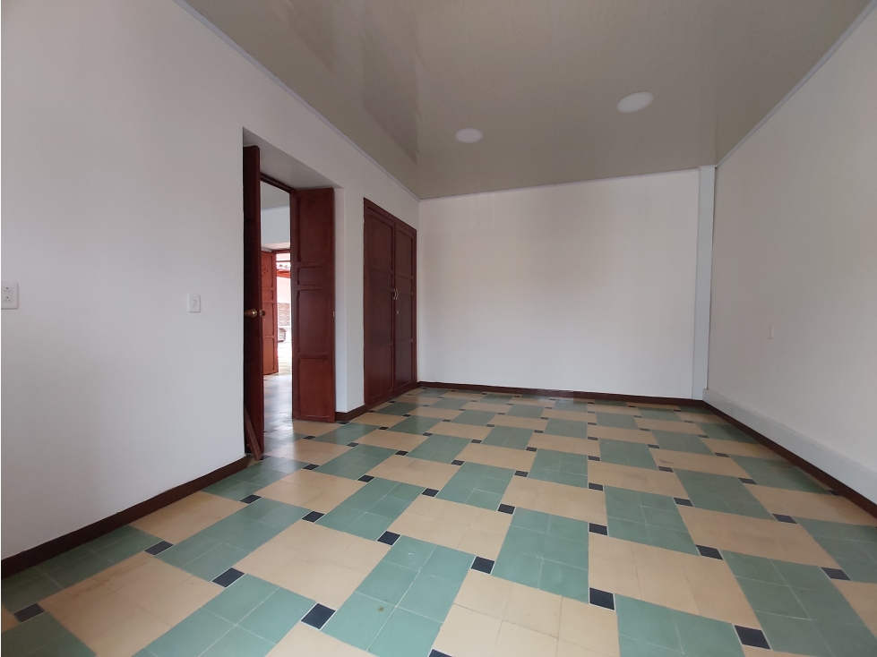 SE VENDE CASA AMPLIA EN SOCORRO SANTANDER