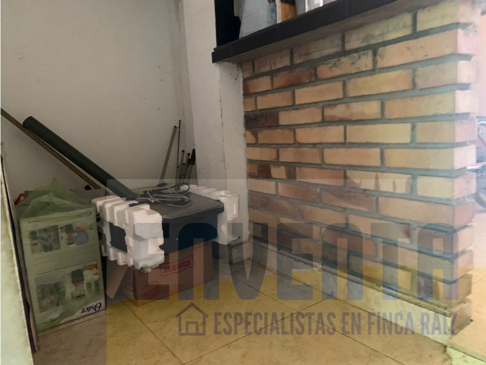 VENDO CASA EN TRES ESQUINAS EN LA MESA DE RUITOQUE