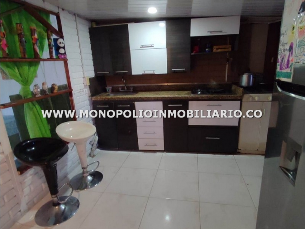 APARTAMENTO DUPLEX EN VENTA - PLAYON DE LOS COMUNEROS COD: 25450