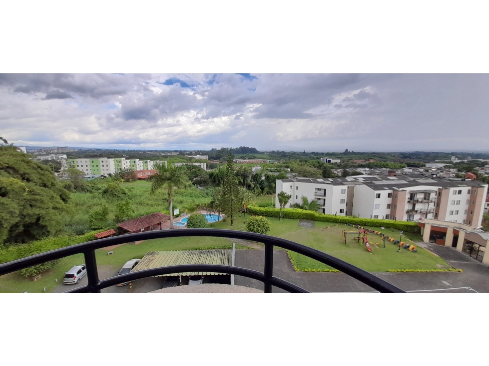 Se vende confortable Apartamento dúplex en Pereira