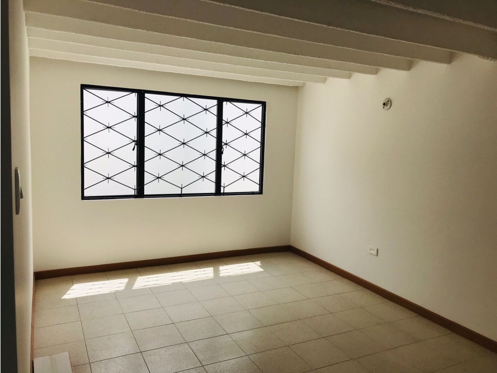 VENTA CASA REMODELADA FACATATIVA VILLASAJONIA