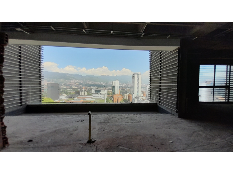 Arriendo de oficina en Medellín, sector Milla de Oro