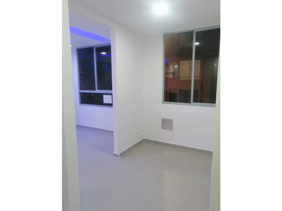 ARRIENDO APARTAMENTO ALAMEDA DEL RIO