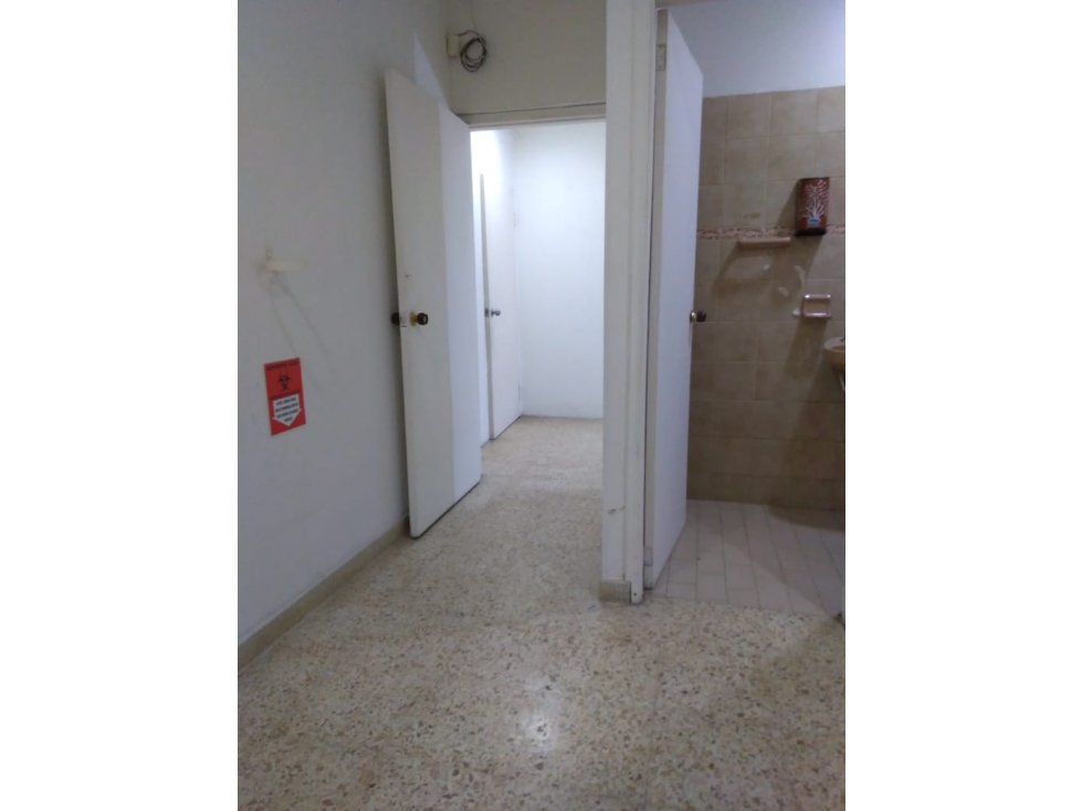 SE VENDE LOCAL EN EL BARRIO BUENAVISTA