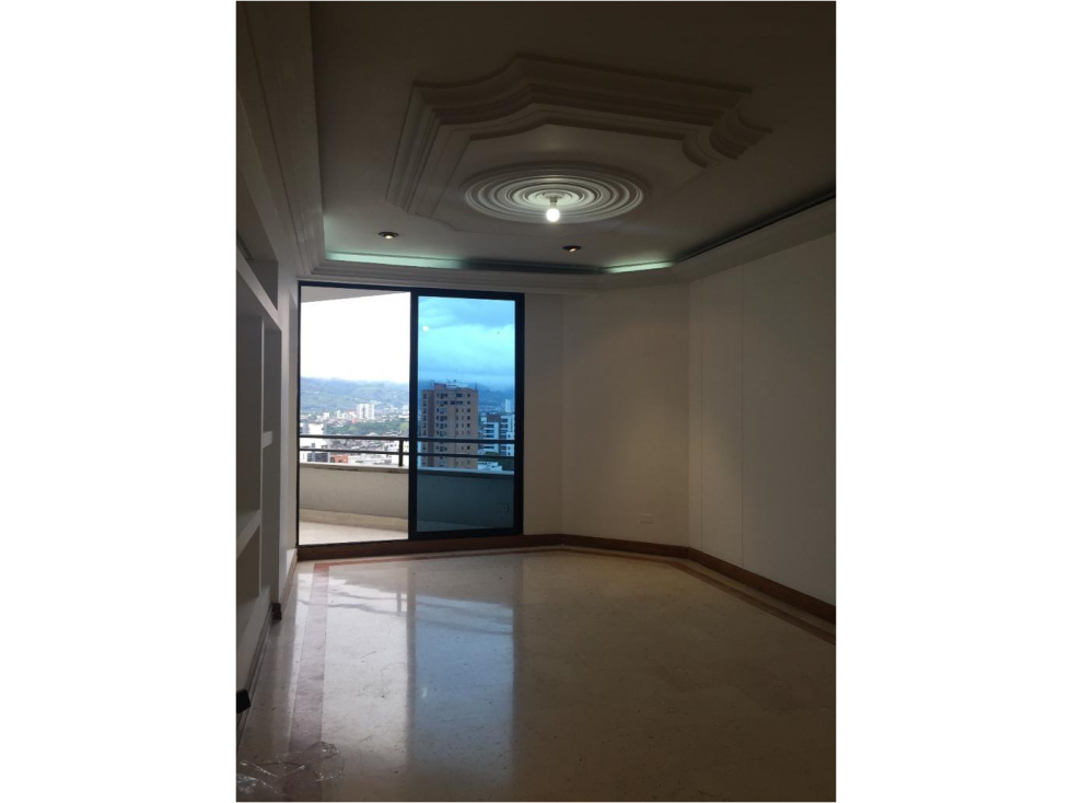 Venta Apartamento con Vista Panorámica Pinares Pereira