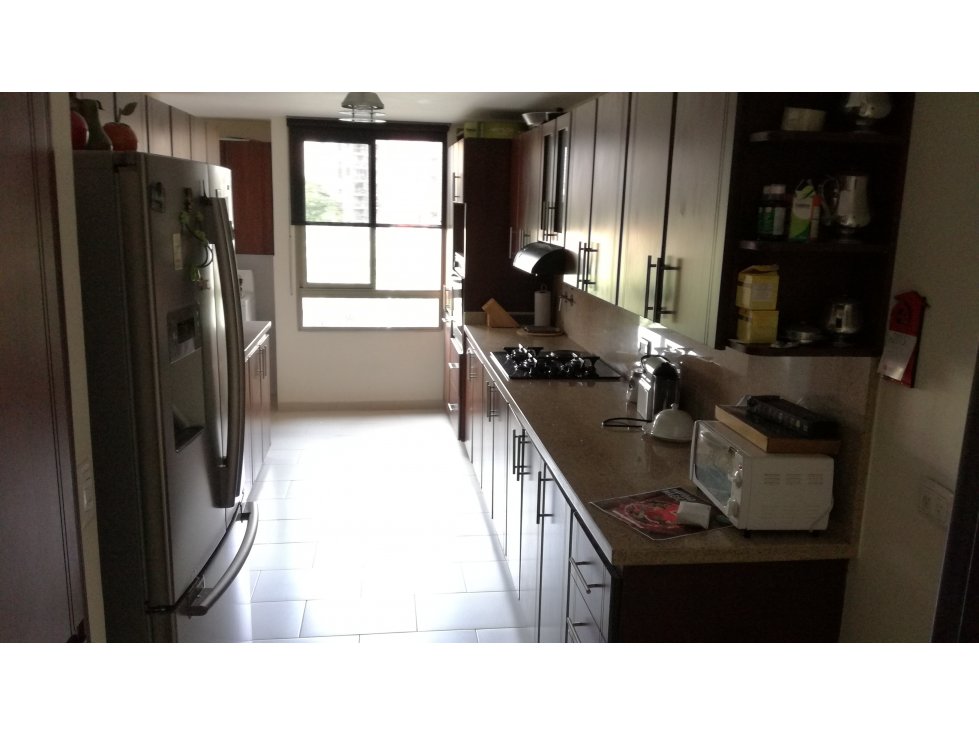 Apartamento en venta. Las Orquídeas. Envigado. Cod 264018