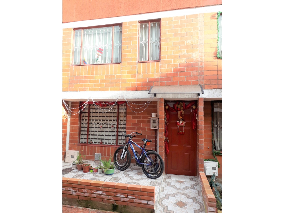 CASA EN VENTA RIVERAS DE TIERRA GRATA. BOGOTA, D.C.