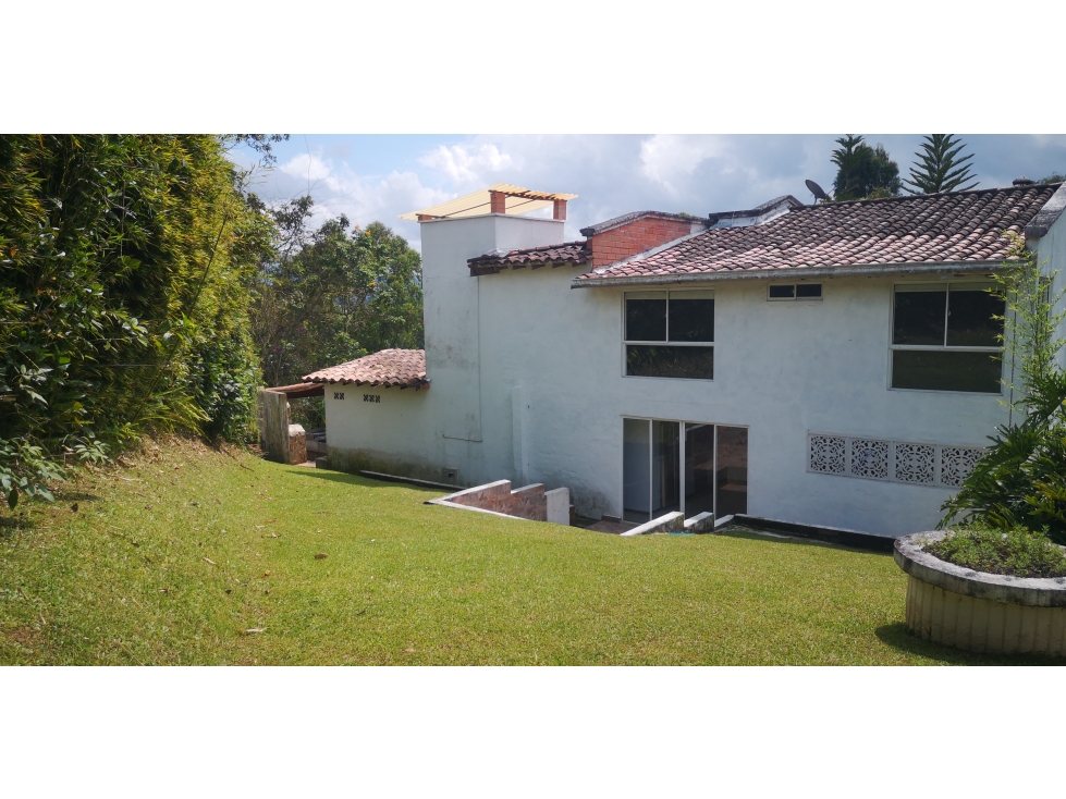 CASA FINCA PARA LA VENTA EN RIONEGRO ANTIOQUIA