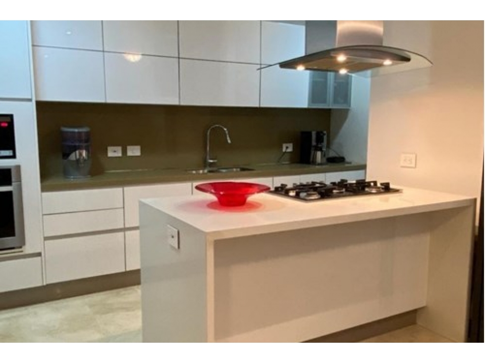 VENTA APARTAMENTO Cristales 170 m2 COP $1.300 millones