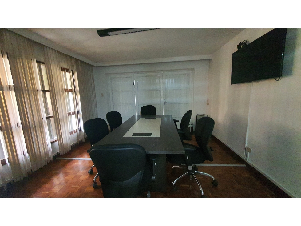 Casa local para alquiler en Envigado - el Portal