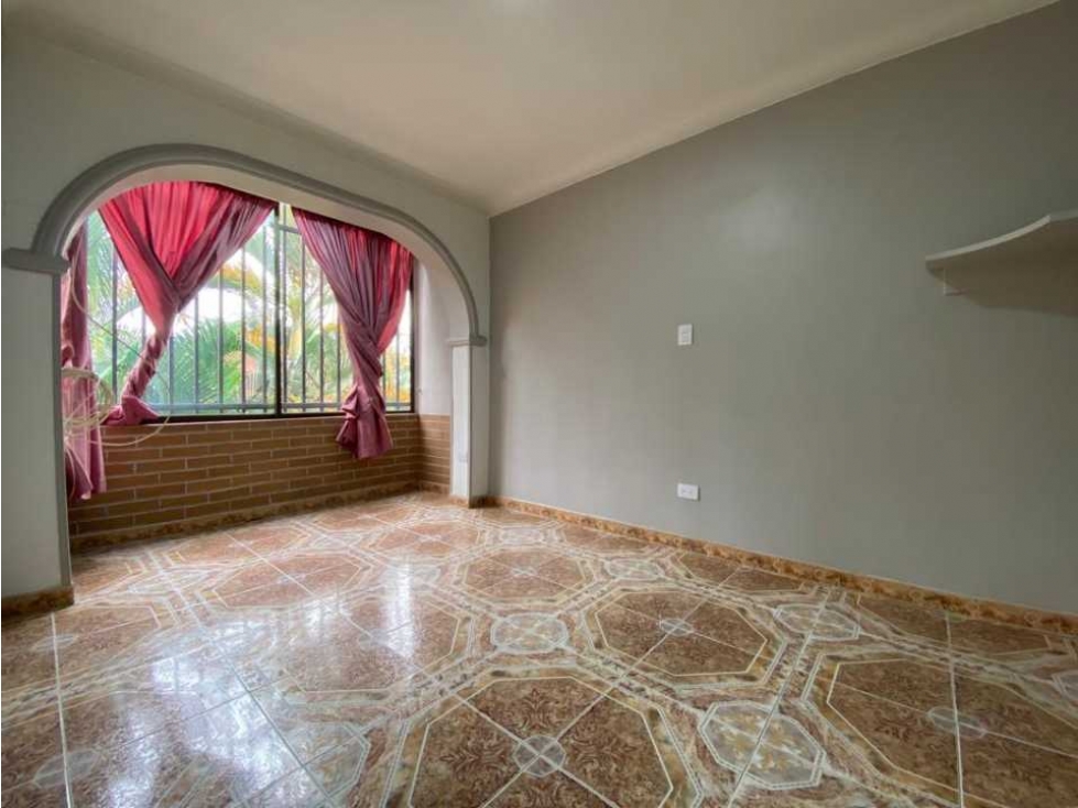 VENDO CASA UNIFAMILIAR 2 Y 3 PISO EN EL BARRIO SAN DIEGO MEDELLIN